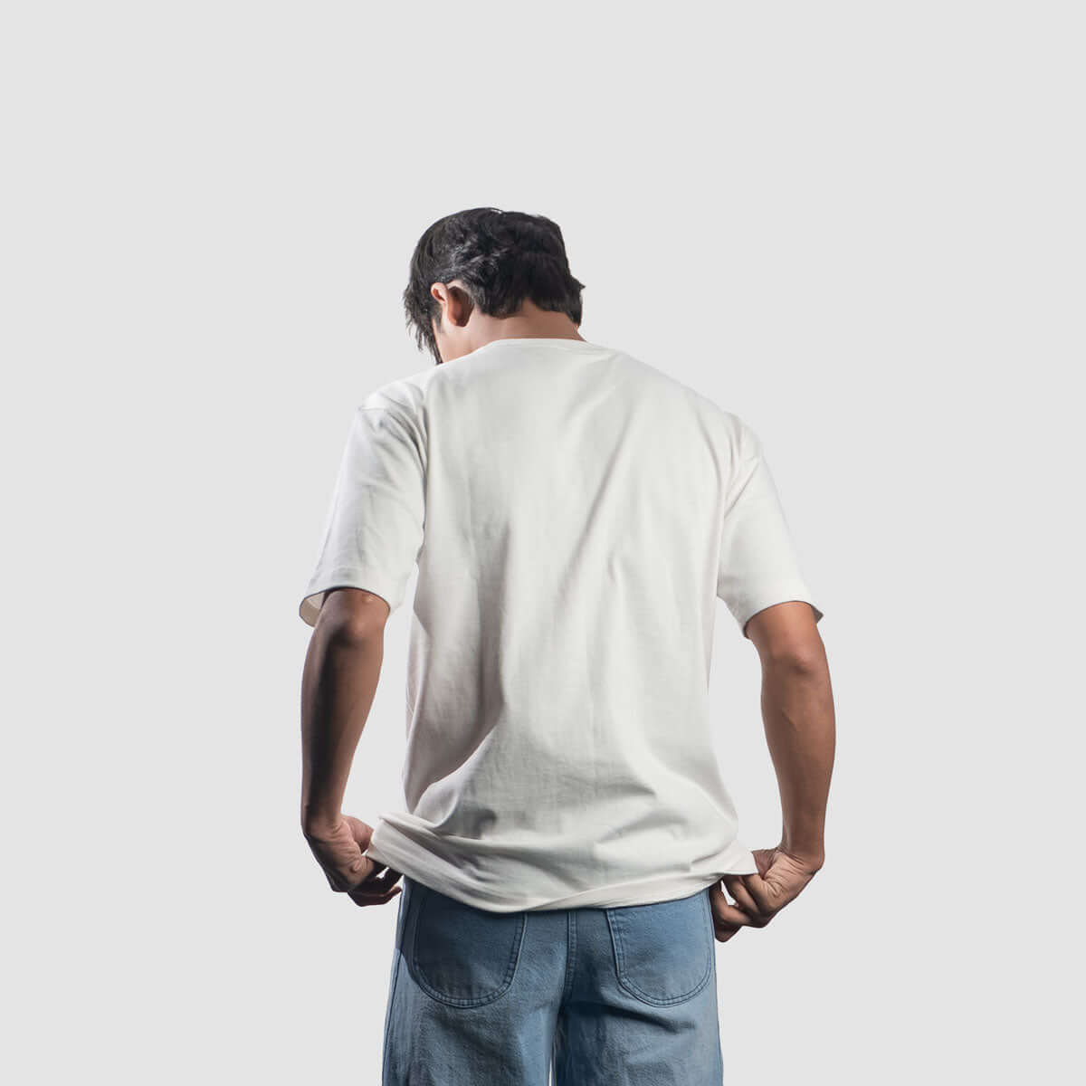 EONS BASIC TEE